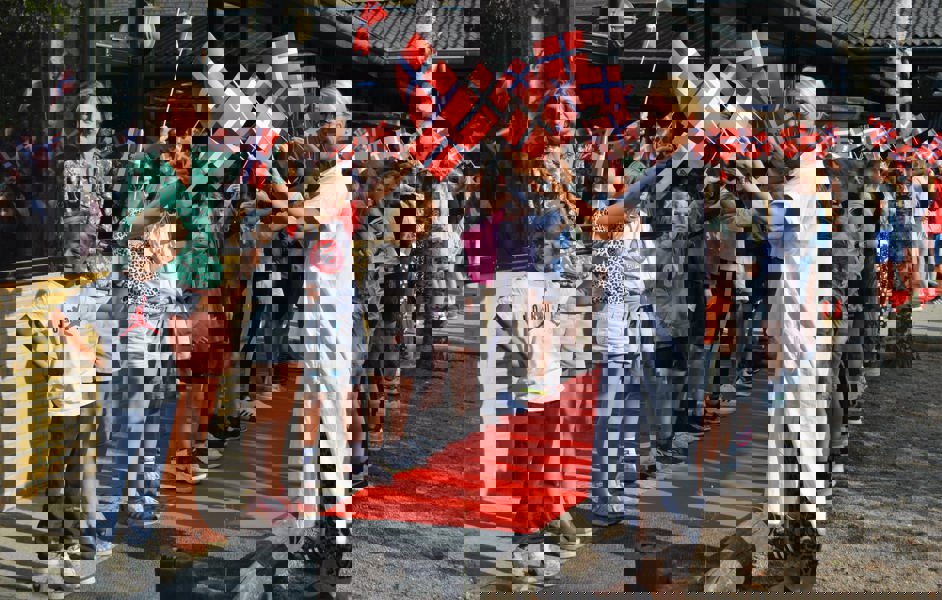 236994845 4755652654457497 1608546863927522034 N