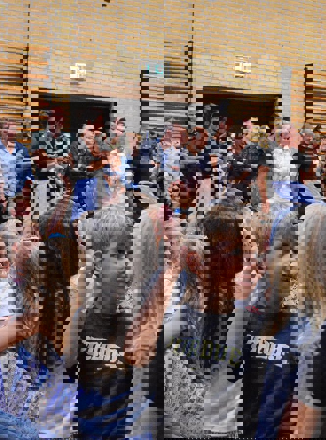 235818329 4750982211591208 3507517477718890464 N (1)